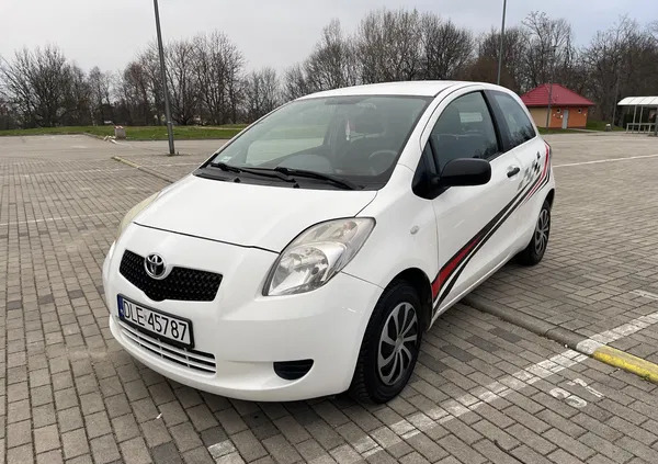 toyota opolskie Toyota Yaris cena 9900 przebieg: 286000, rok produkcji 2006 z Paczków